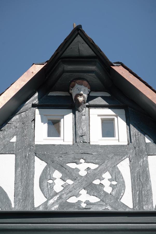Krone Martinsthal Eltville am Rhein Luaran gambar
